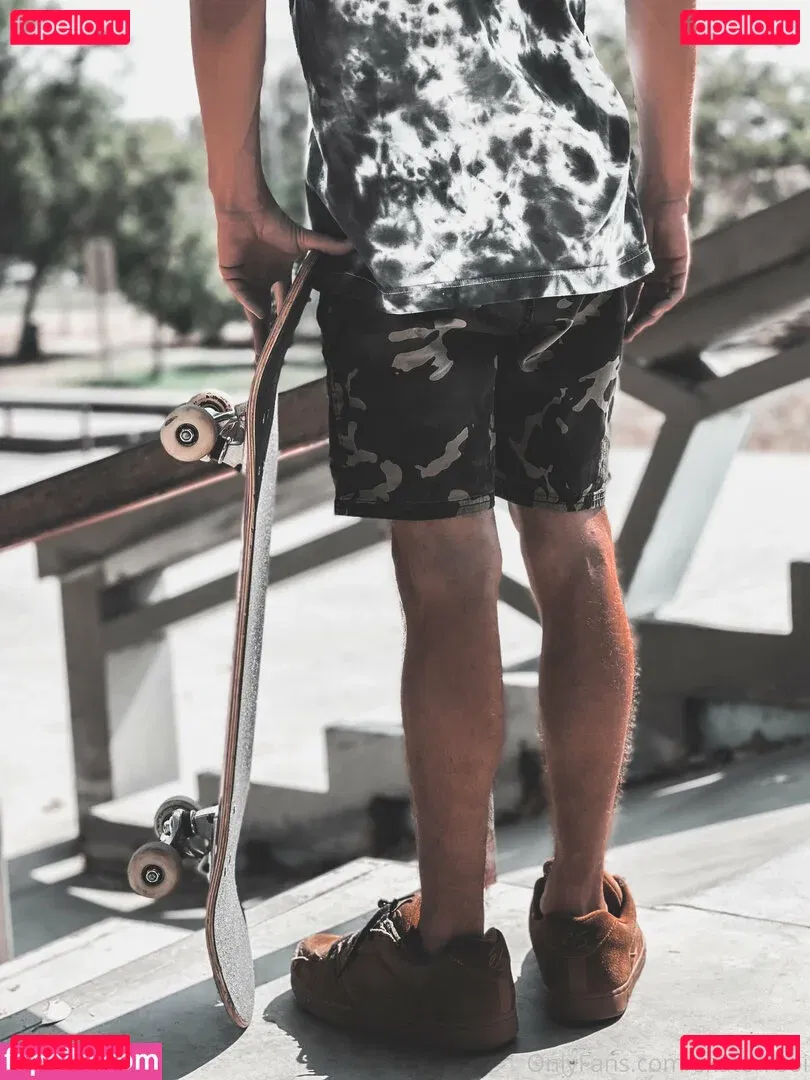 skaterrboi Onlyfans Photo Gallery 