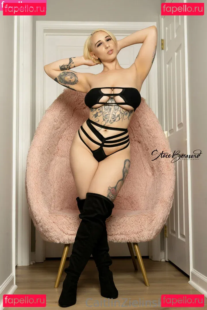 caitlinzielinski Onlyfans Photo Gallery 