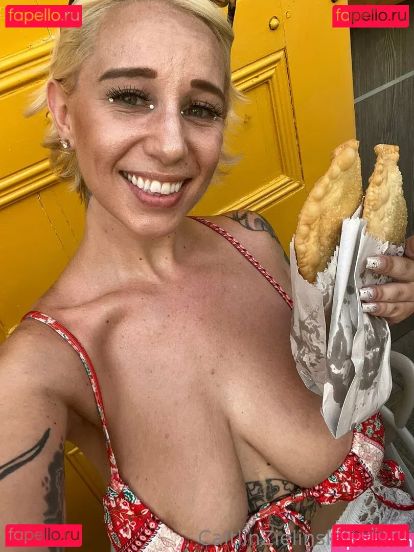 caitlinzielinski Onlyfans Photo Gallery 