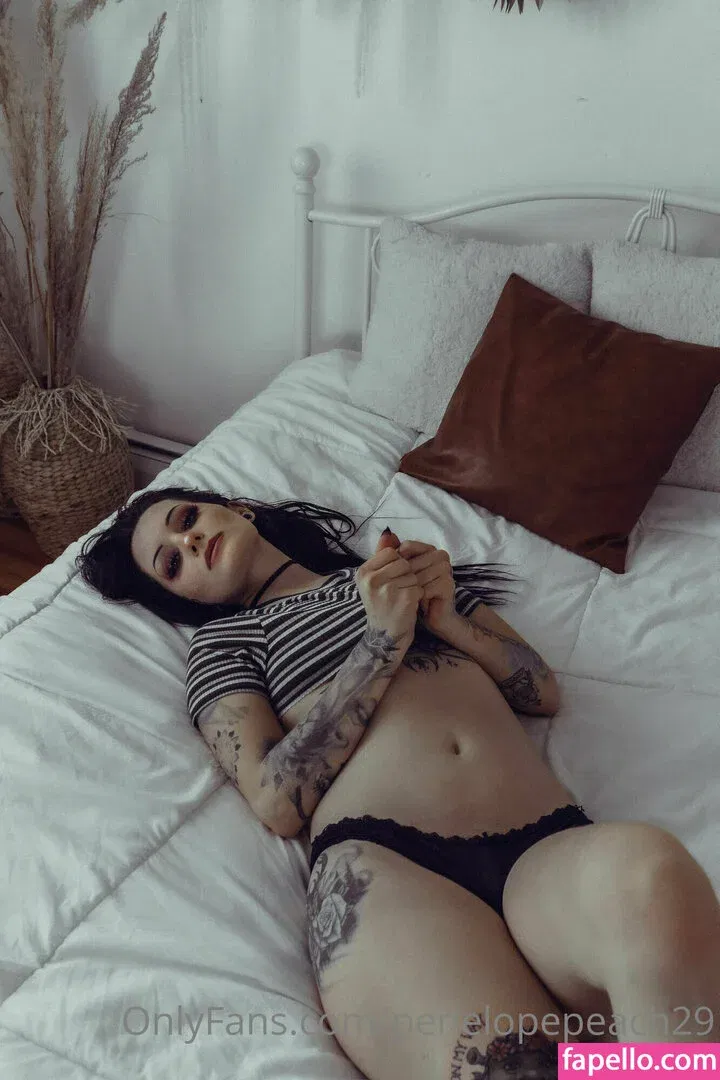 penelopepeach29 Onlyfans Photo Gallery 