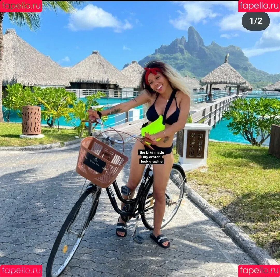 Smosh Girls Onlyfans Photo Gallery 