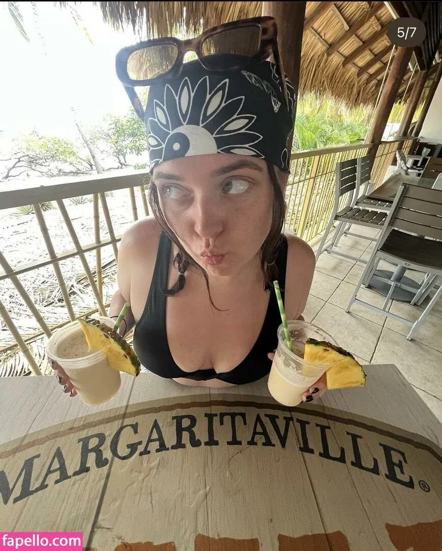 Smosh Girls Onlyfans Photo Gallery 