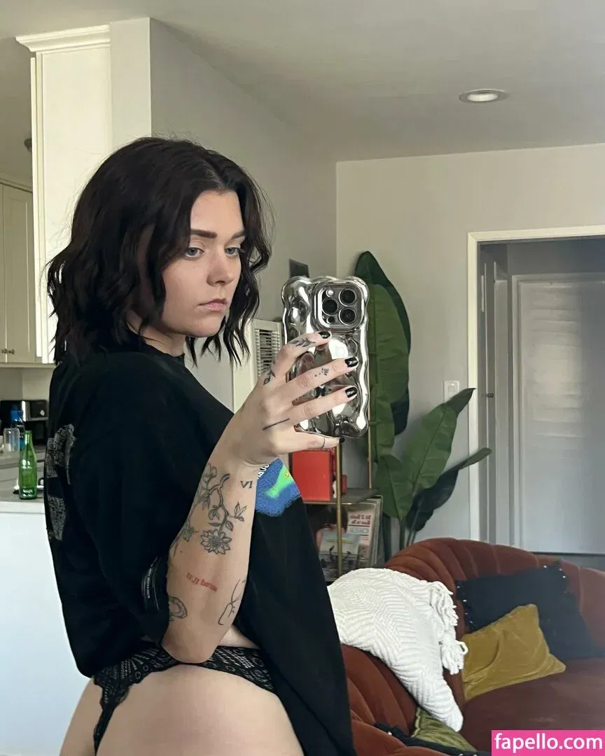 Smosh Girls Onlyfans Photo Gallery 