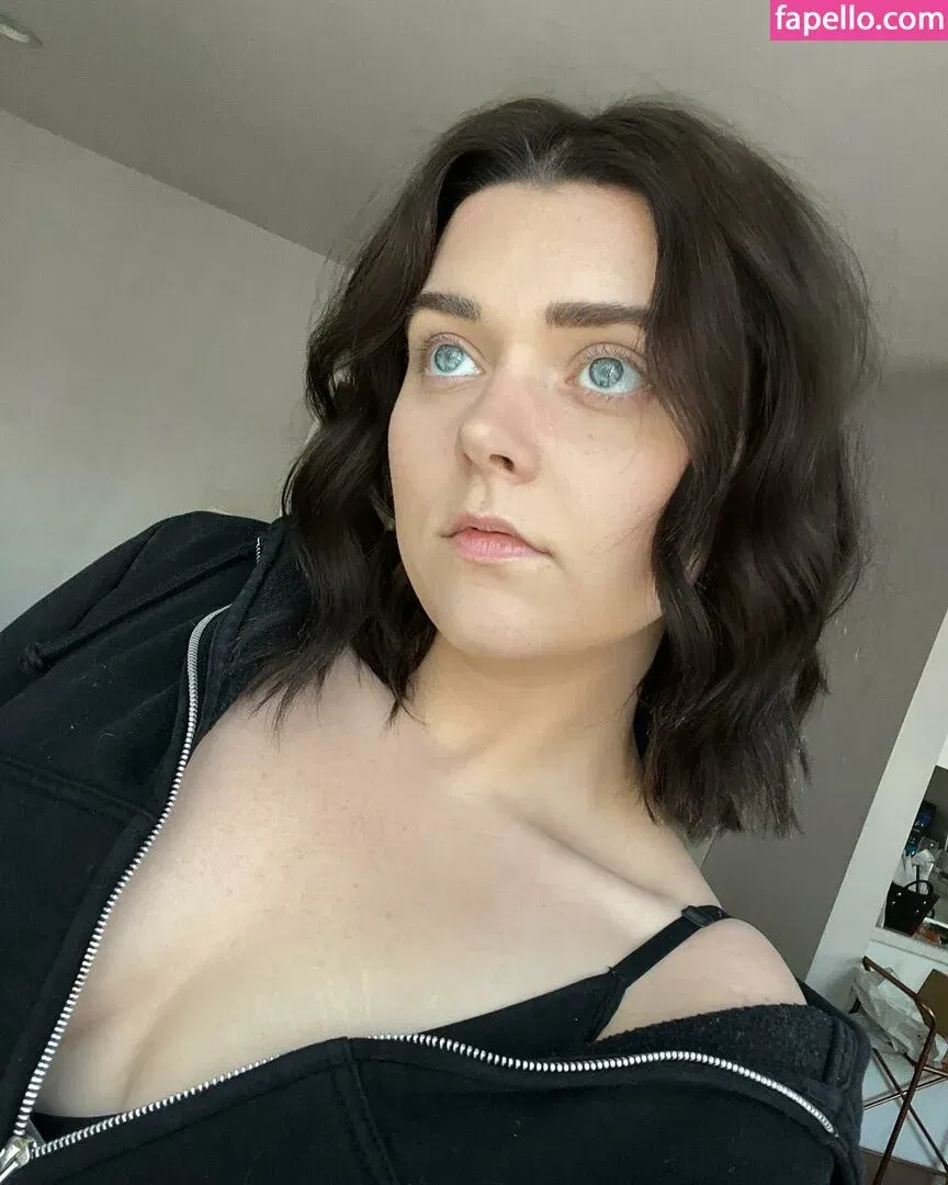 Smosh Girls Onlyfans Photo Gallery 