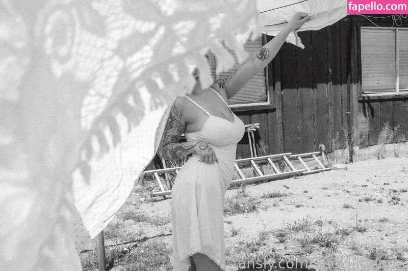 demon.fatale Onlyfans Photo Gallery 