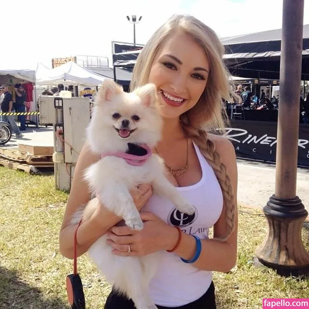 Anna Faith Onlyfans Photo Gallery 