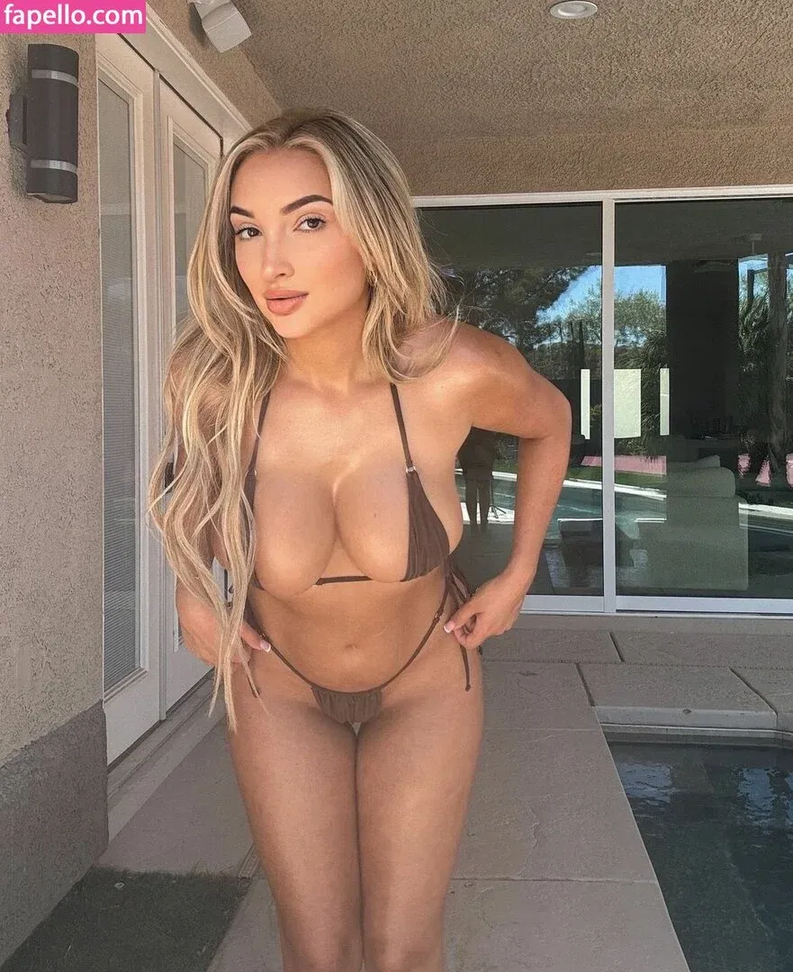 Anna Faith Onlyfans Photo Gallery 