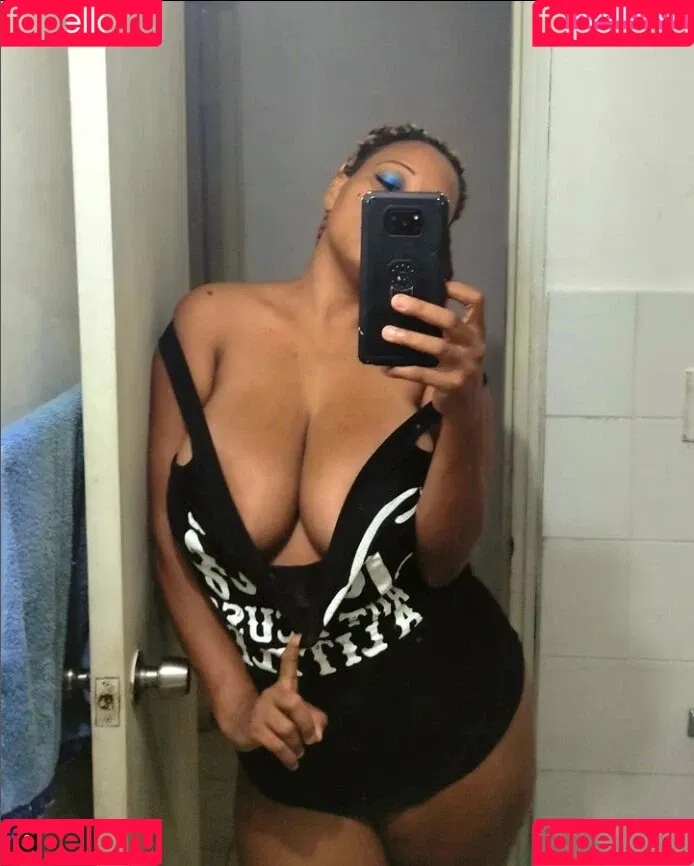 Safira O'neill Onlyfans Photo Gallery 