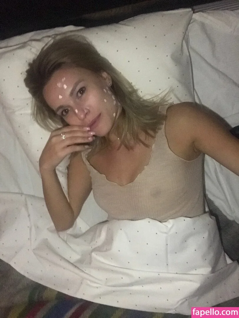 Olia Tira Onlyfans Photo Gallery 