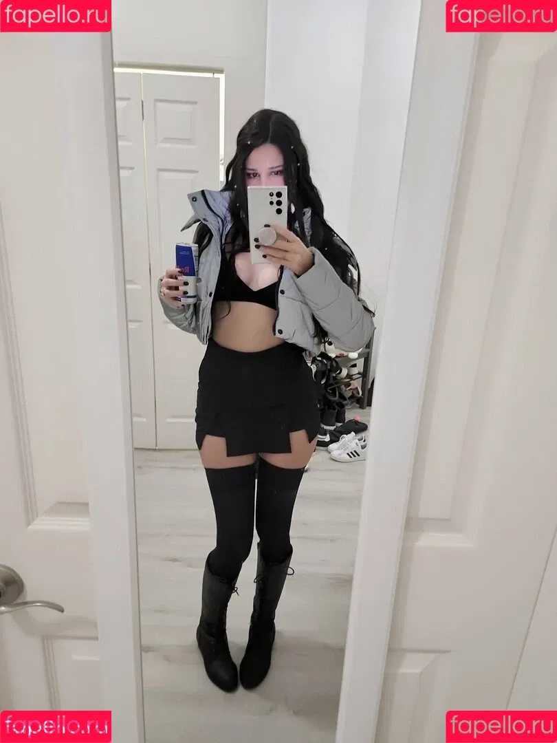 JeanWanWan Onlyfans Photo Gallery 