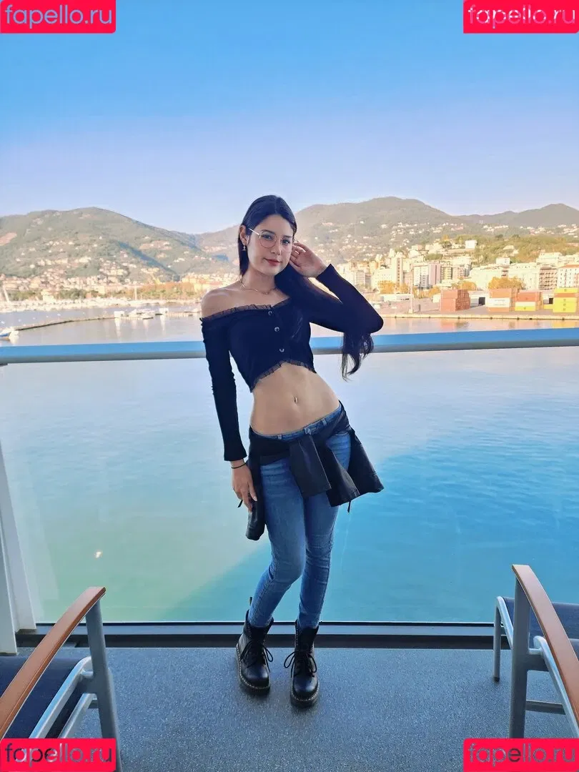 JeanWanWan Onlyfans Photo Gallery 