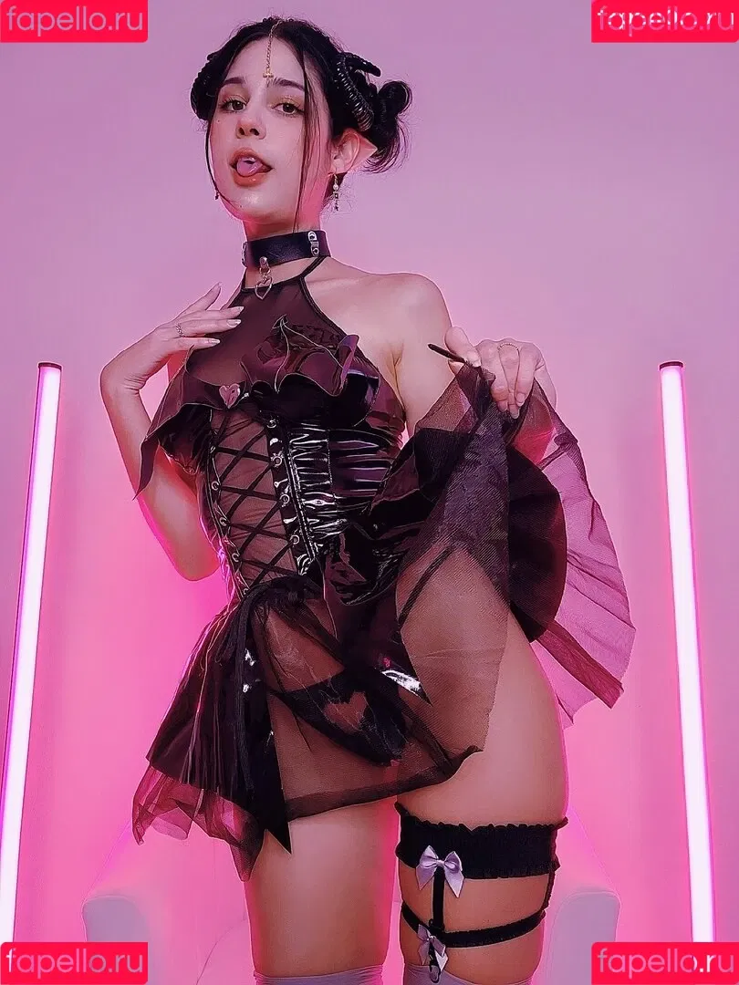 JeanWanWan Onlyfans Photo Gallery 