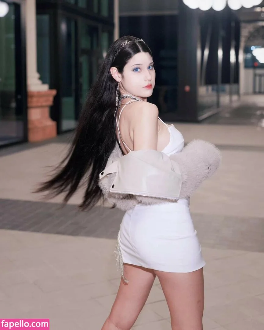 JeanWanWan Onlyfans Photo Gallery 