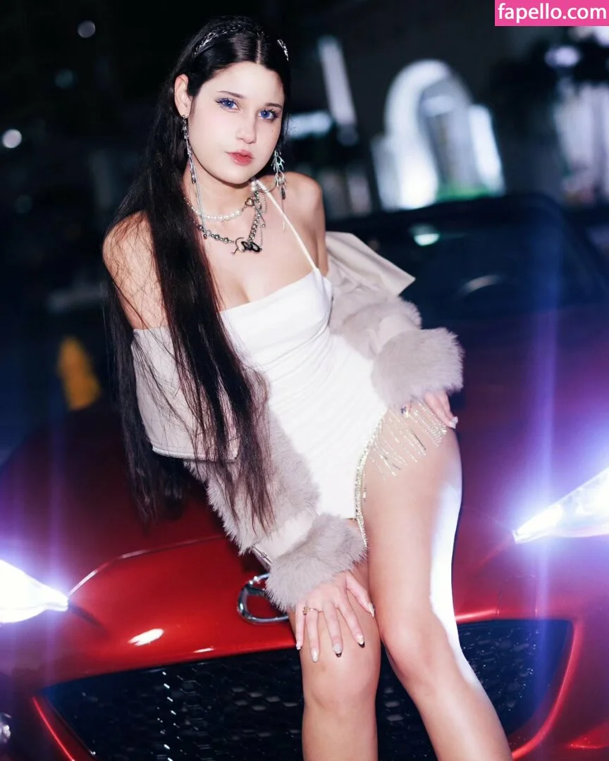 JeanWanWan Onlyfans Photo Gallery 