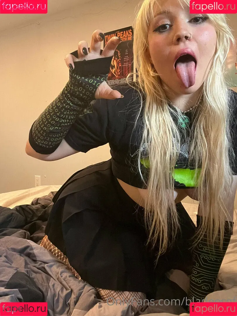 bladeesgf Onlyfans Photo Gallery 