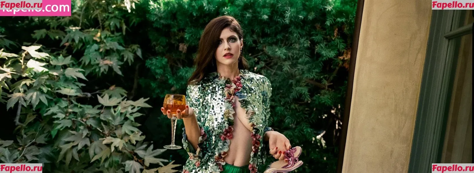 Alexandra Daddario Onlyfans Photo Gallery 