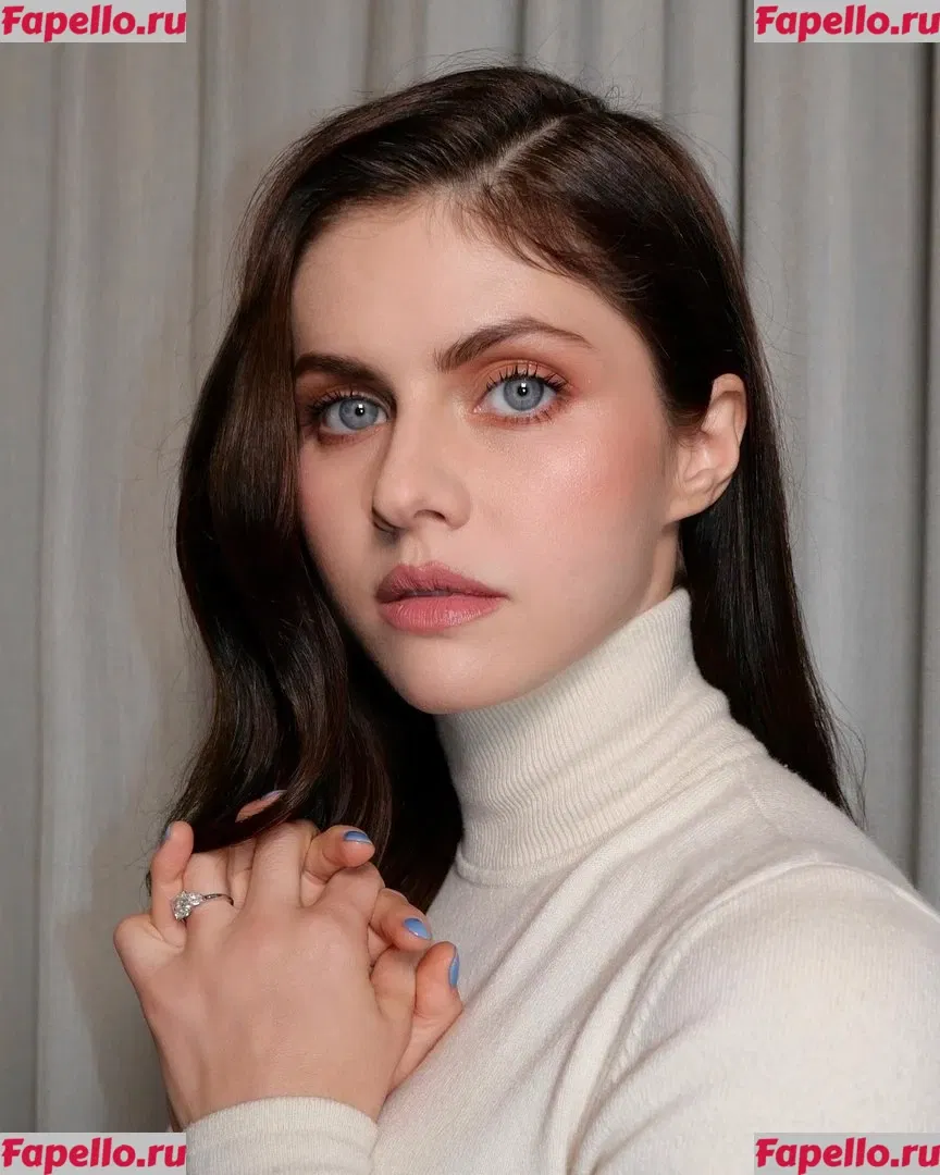 Alexandra Daddario Onlyfans Photo Gallery 