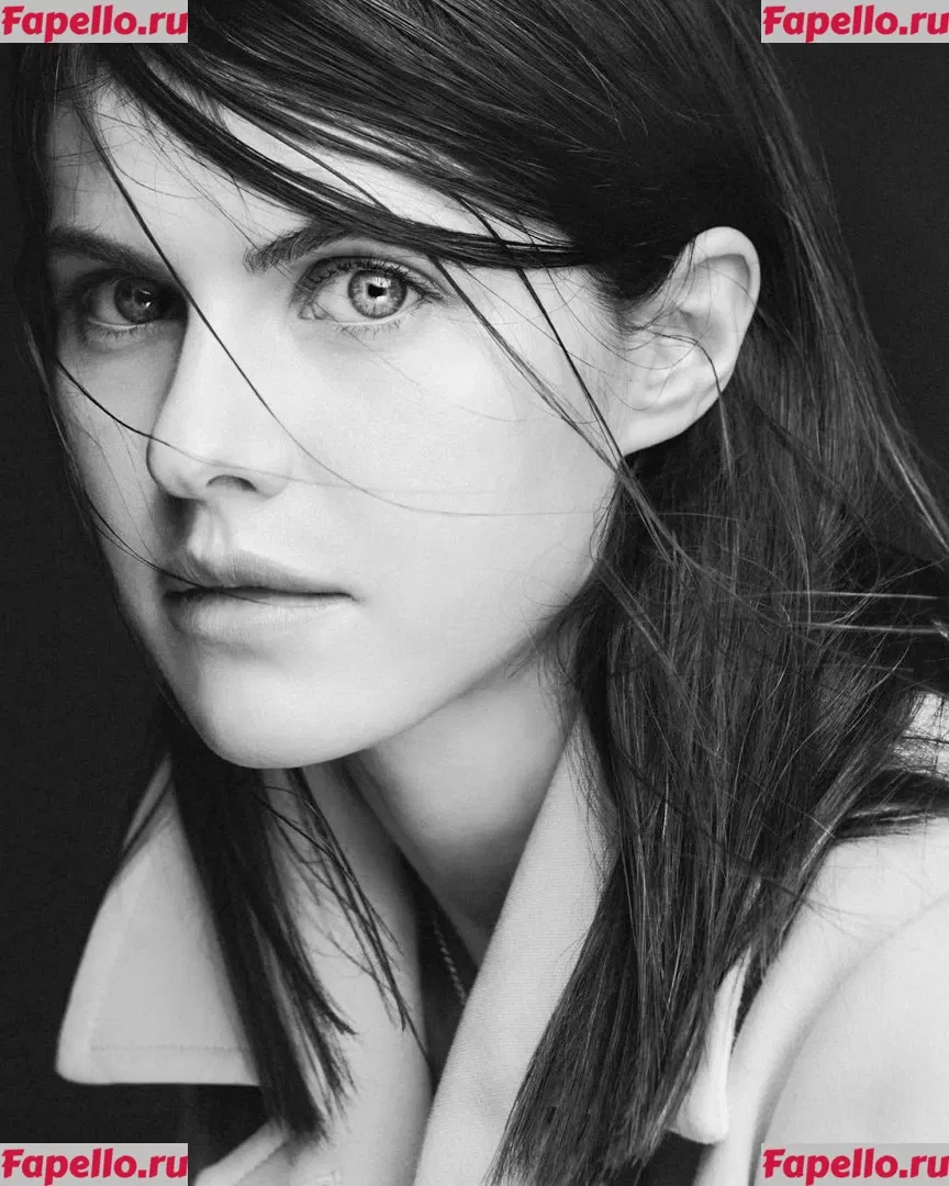 Alexandra Daddario Onlyfans Photo Gallery 