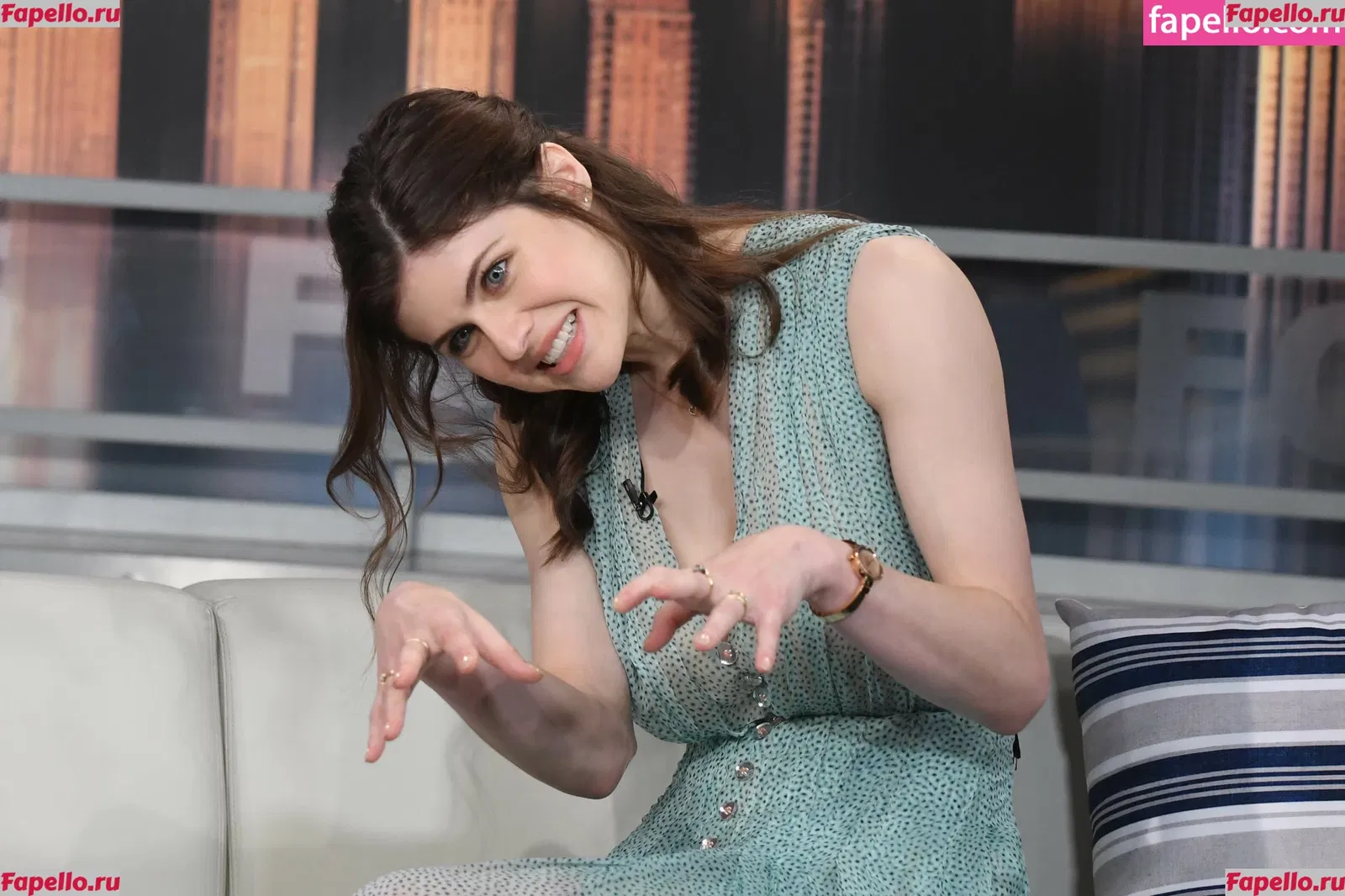 Alexandra Daddario Onlyfans Photo Gallery 