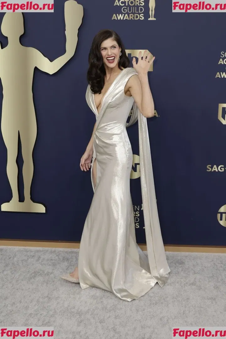 Alexandra Daddario Onlyfans Photo Gallery 