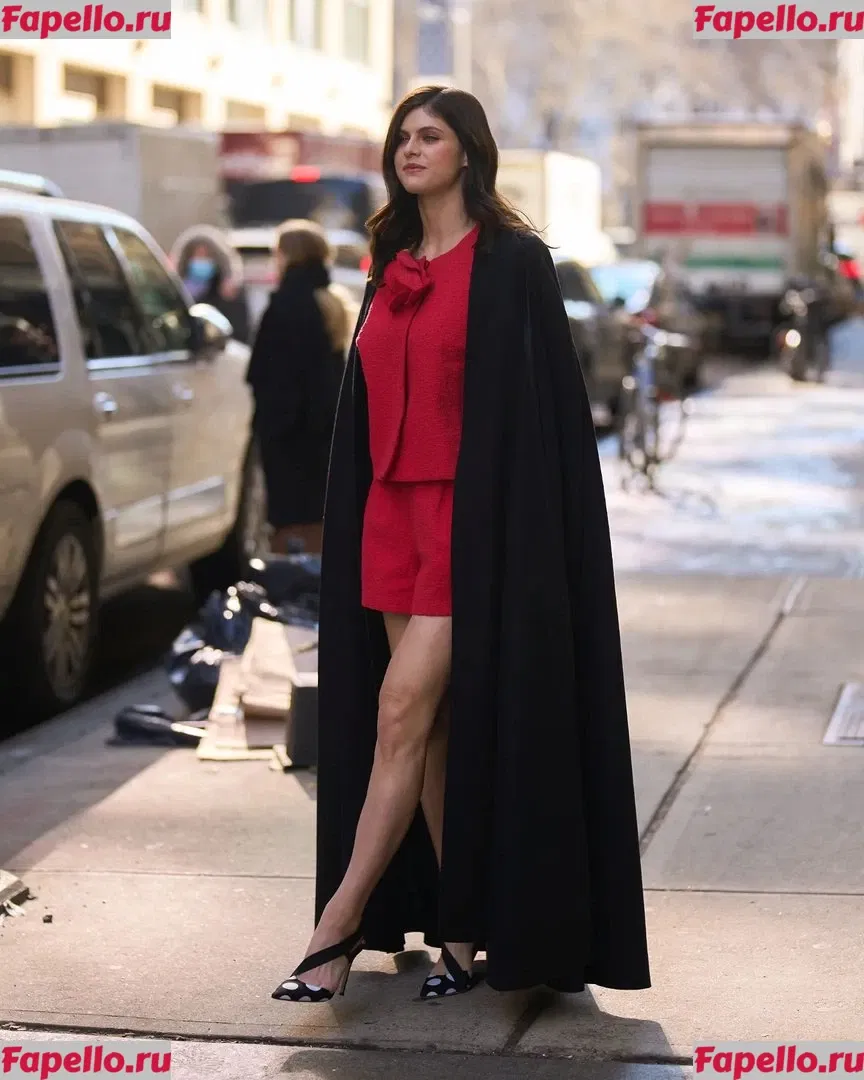 Alexandra Daddario Onlyfans Photo Gallery 