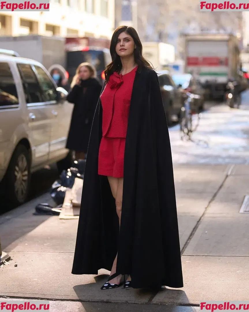 Alexandra Daddario Onlyfans Photo Gallery 