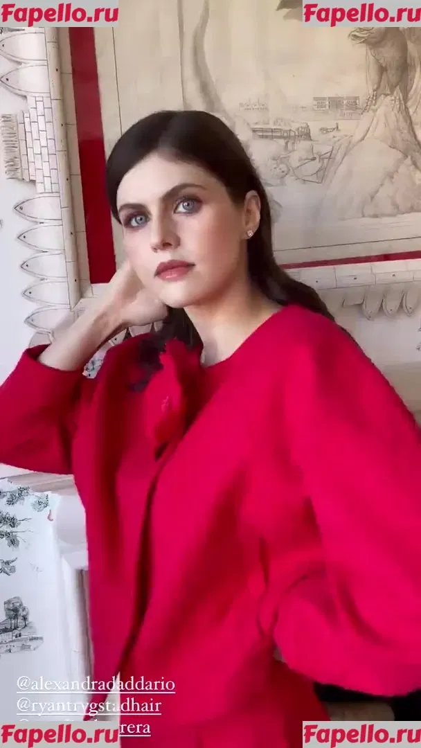 Alexandra Daddario Onlyfans Photo Gallery 