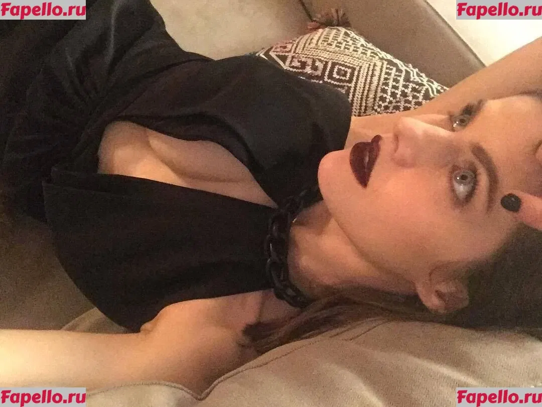 Alexandra Daddario Onlyfans Photo Gallery 