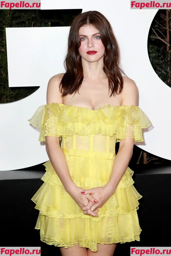 Alexandra Daddario Onlyfans Photo Gallery 