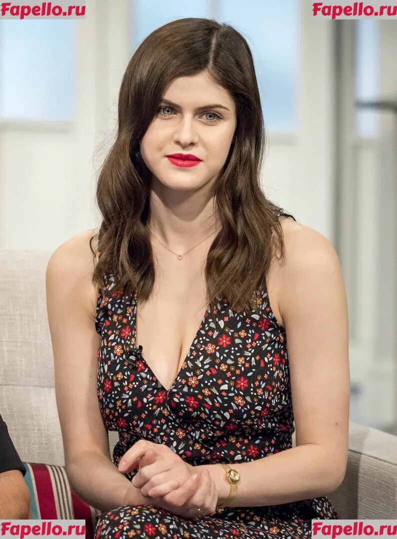 Alexandra Daddario Onlyfans Photo Gallery 