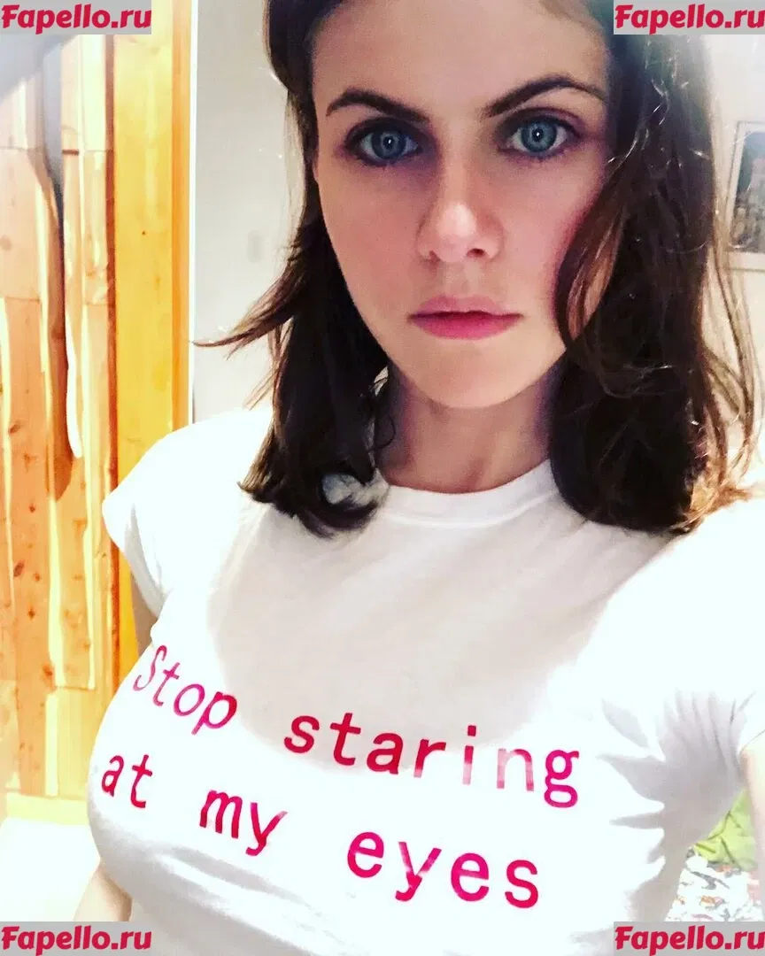 Alexandra Daddario Onlyfans Photo Gallery 