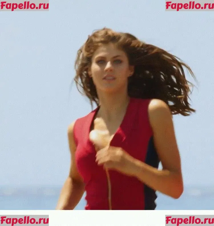 Alexandra Daddario Onlyfans Photo Gallery 