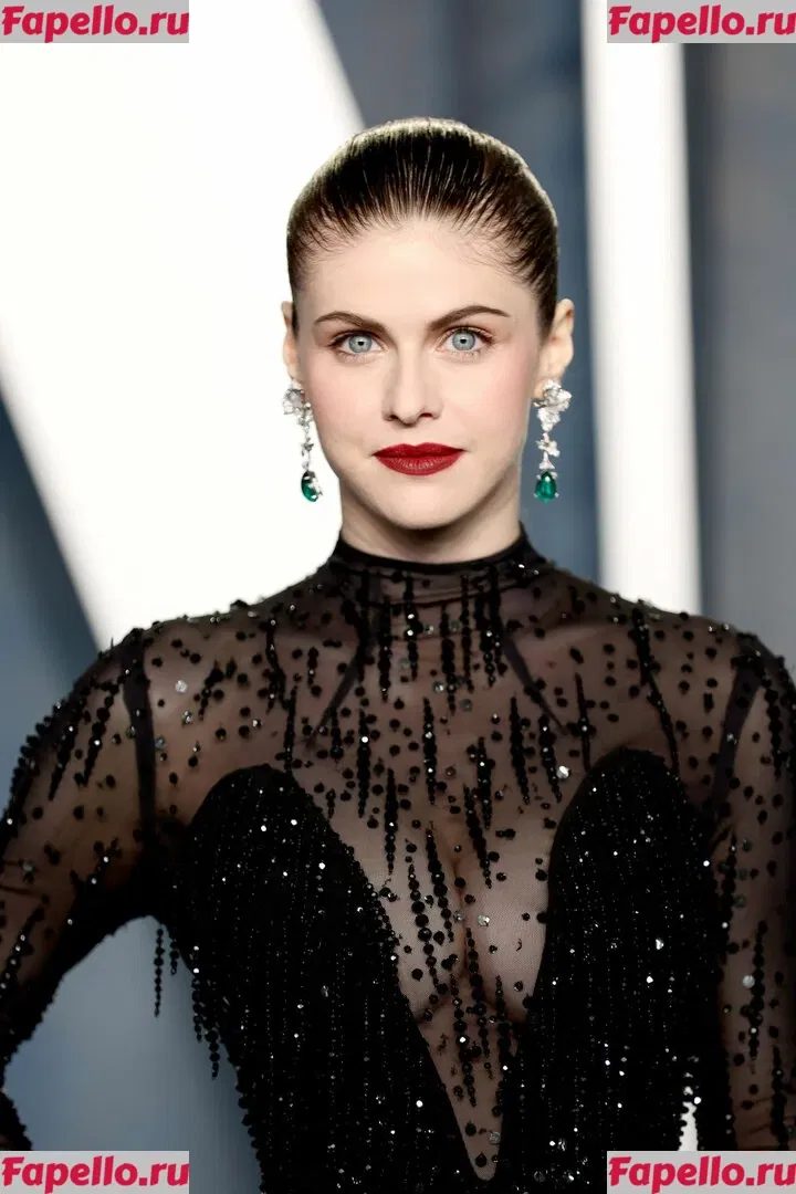 Alexandra Daddario Onlyfans Photo Gallery 
