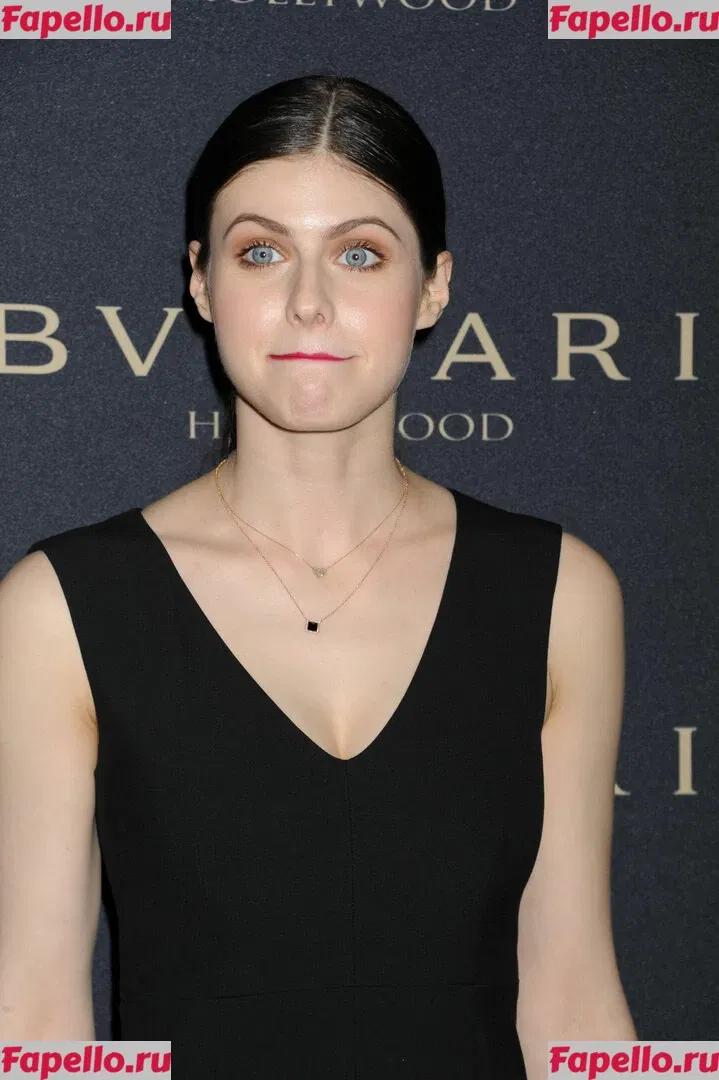 Alexandra Daddario Onlyfans Photo Gallery 
