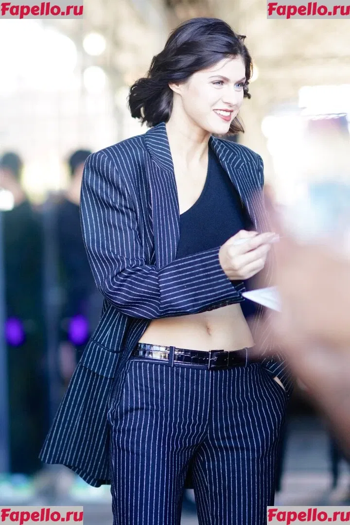 Alexandra Daddario Onlyfans Photo Gallery 