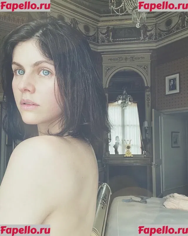 Alexandra Daddario Onlyfans Photo Gallery 