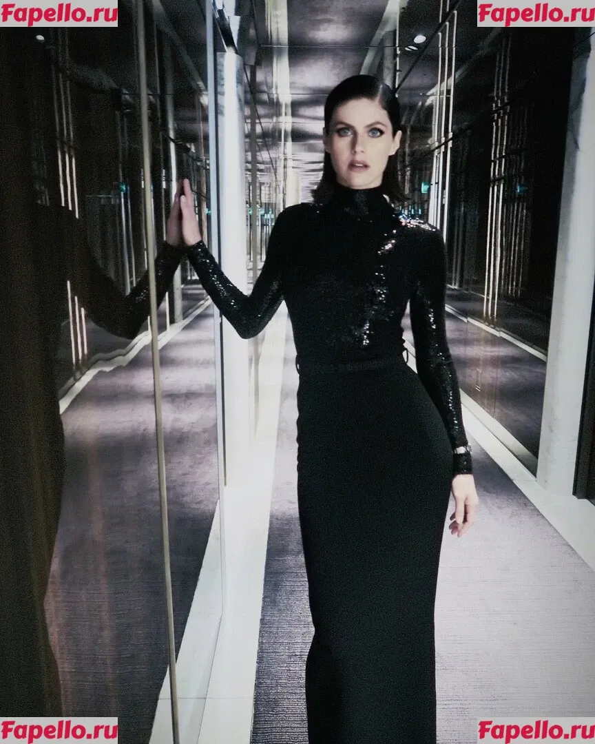 Alexandra Daddario Onlyfans Photo Gallery 