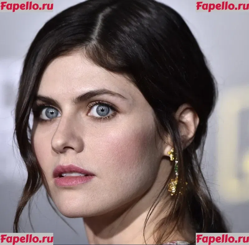 Alexandra Daddario Onlyfans Photo Gallery 