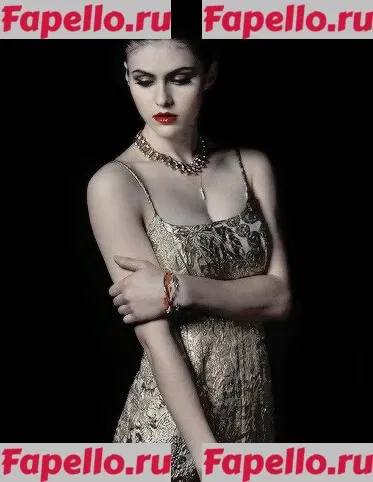 Alexandra Daddario Onlyfans Photo Gallery 