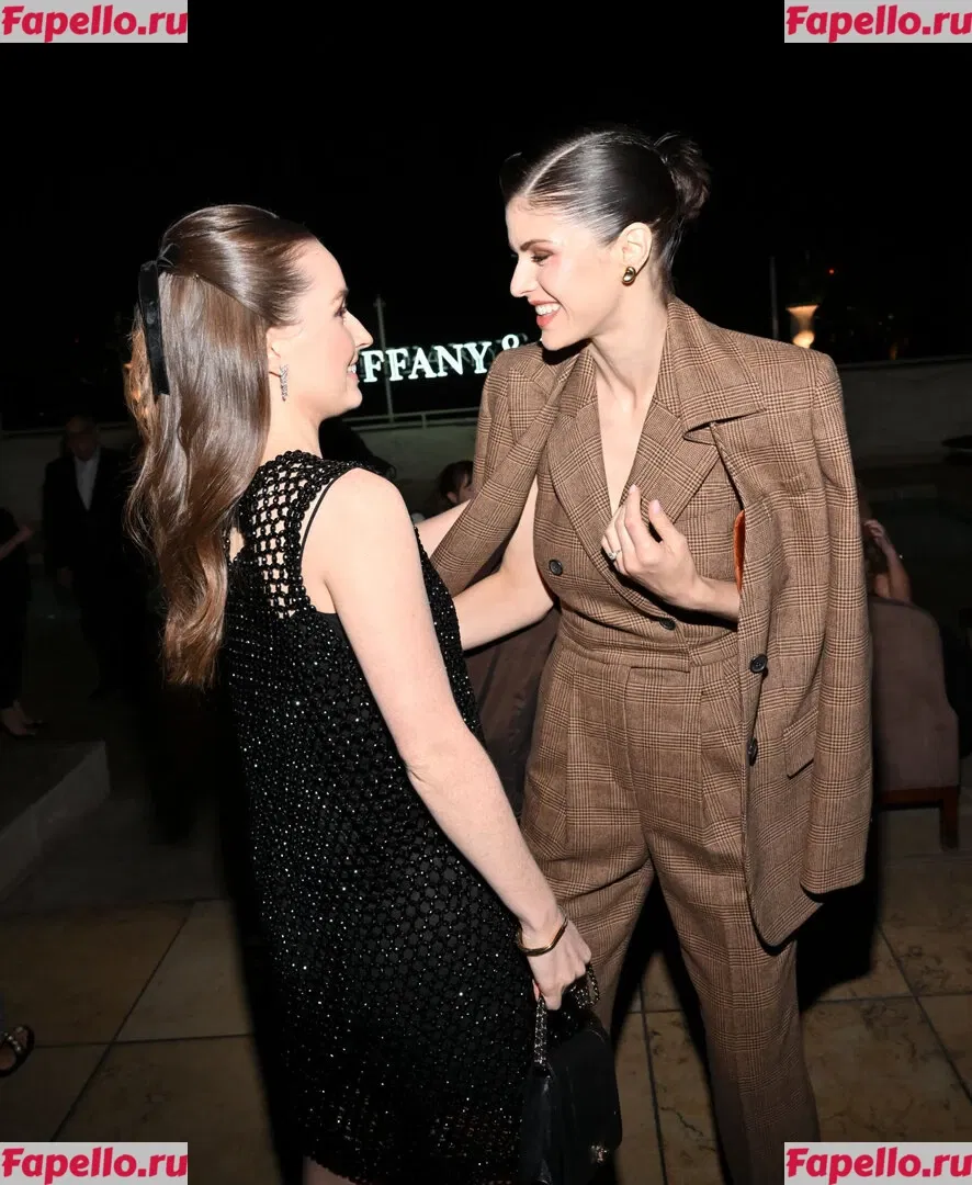 Alexandra Daddario Onlyfans Photo Gallery 