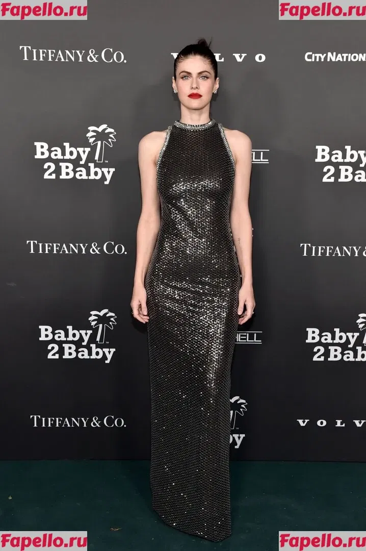 Alexandra Daddario Onlyfans Photo Gallery 