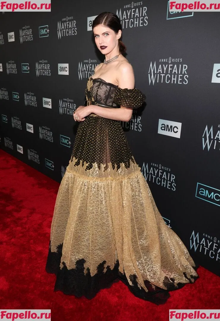 Alexandra Daddario Onlyfans Photo Gallery 