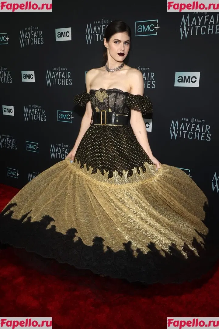 Alexandra Daddario Onlyfans Photo Gallery 