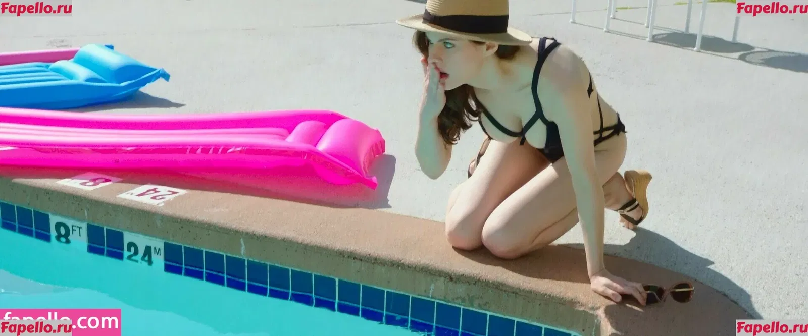 Alexandra Daddario Onlyfans Photo Gallery 