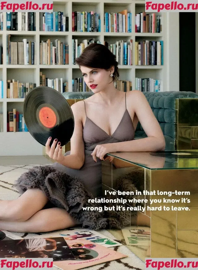Alexandra Daddario Onlyfans Photo Gallery 