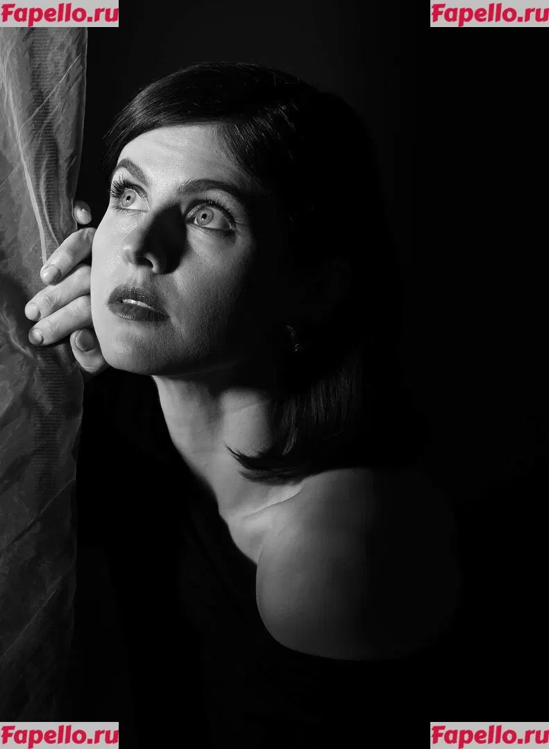 Alexandra Daddario Onlyfans Photo Gallery 