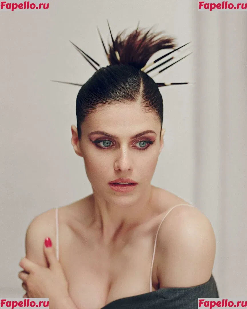 Alexandra Daddario Onlyfans Photo Gallery 