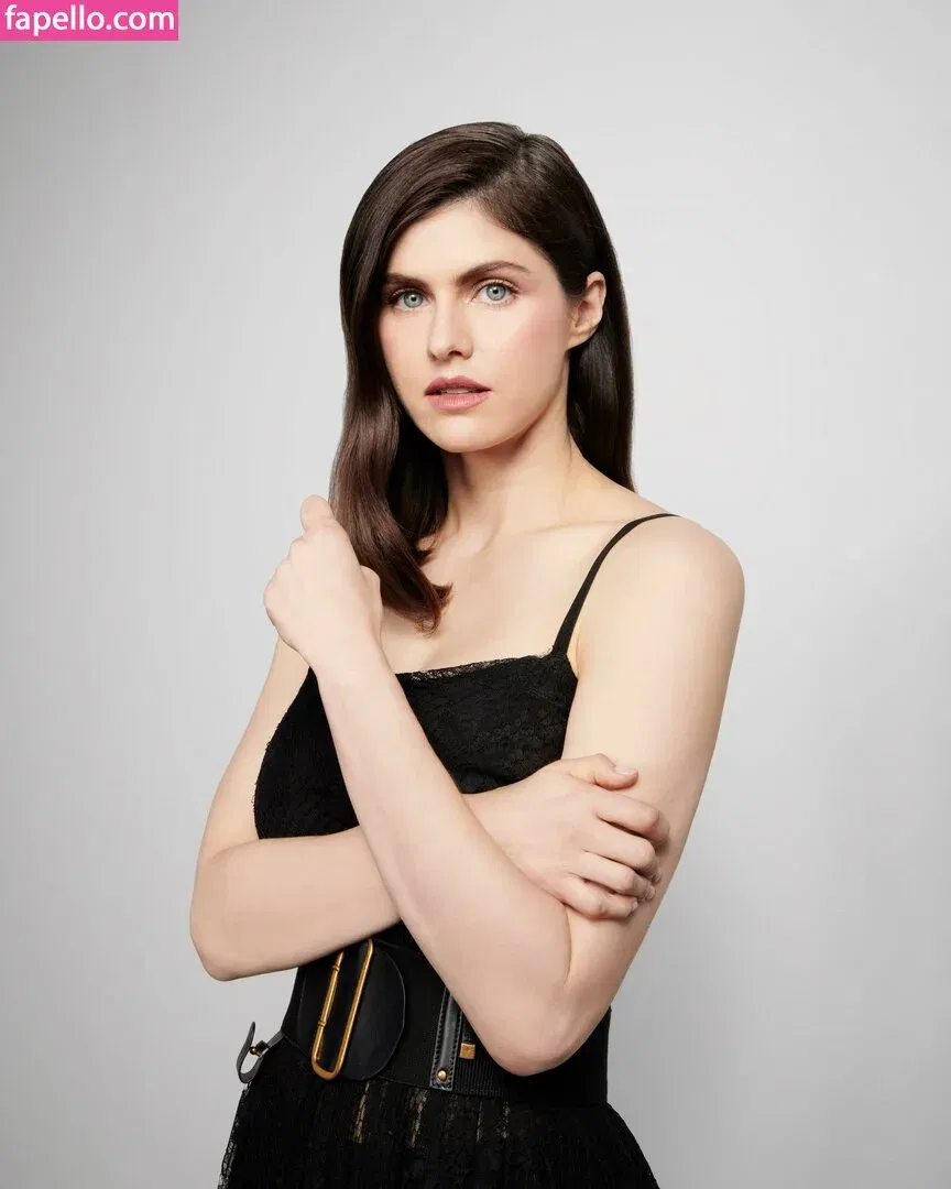 Alexandra Daddario Onlyfans Photo Gallery 
