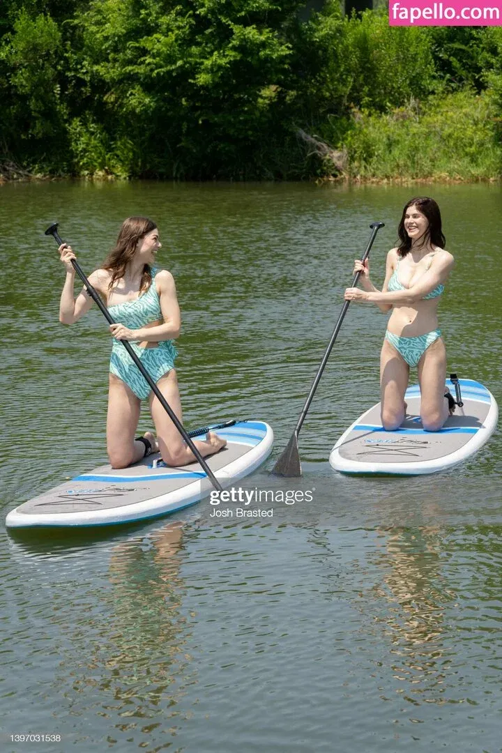 Alexandra Daddario Onlyfans Photo Gallery 