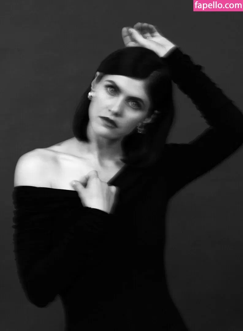 Alexandra Daddario Onlyfans Photo Gallery 